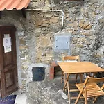 La Vecchia Stalla Varano (Massa-Carrara)