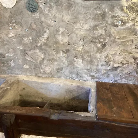La Vecchia Stalla Apartman Varano